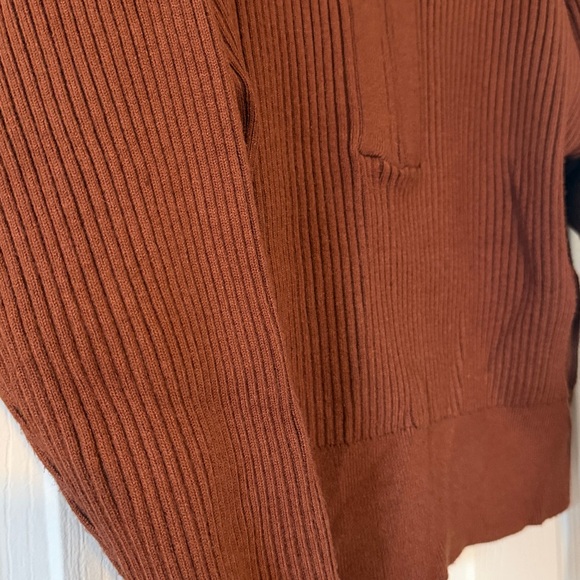 Varley Ribbed Half-Zip Sweater in Rust - Picture 3 of 3